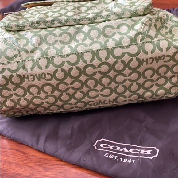 Coach totes - Picture 5 of 8